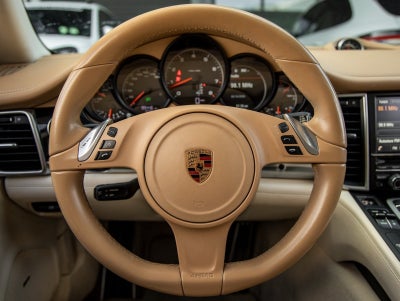 2016 Porsche Panamera Panamera Edition