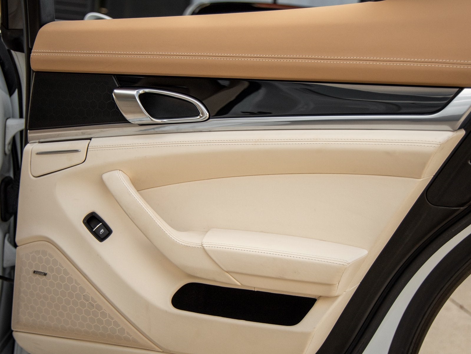 2016 Porsche Panamera Panamera Edition