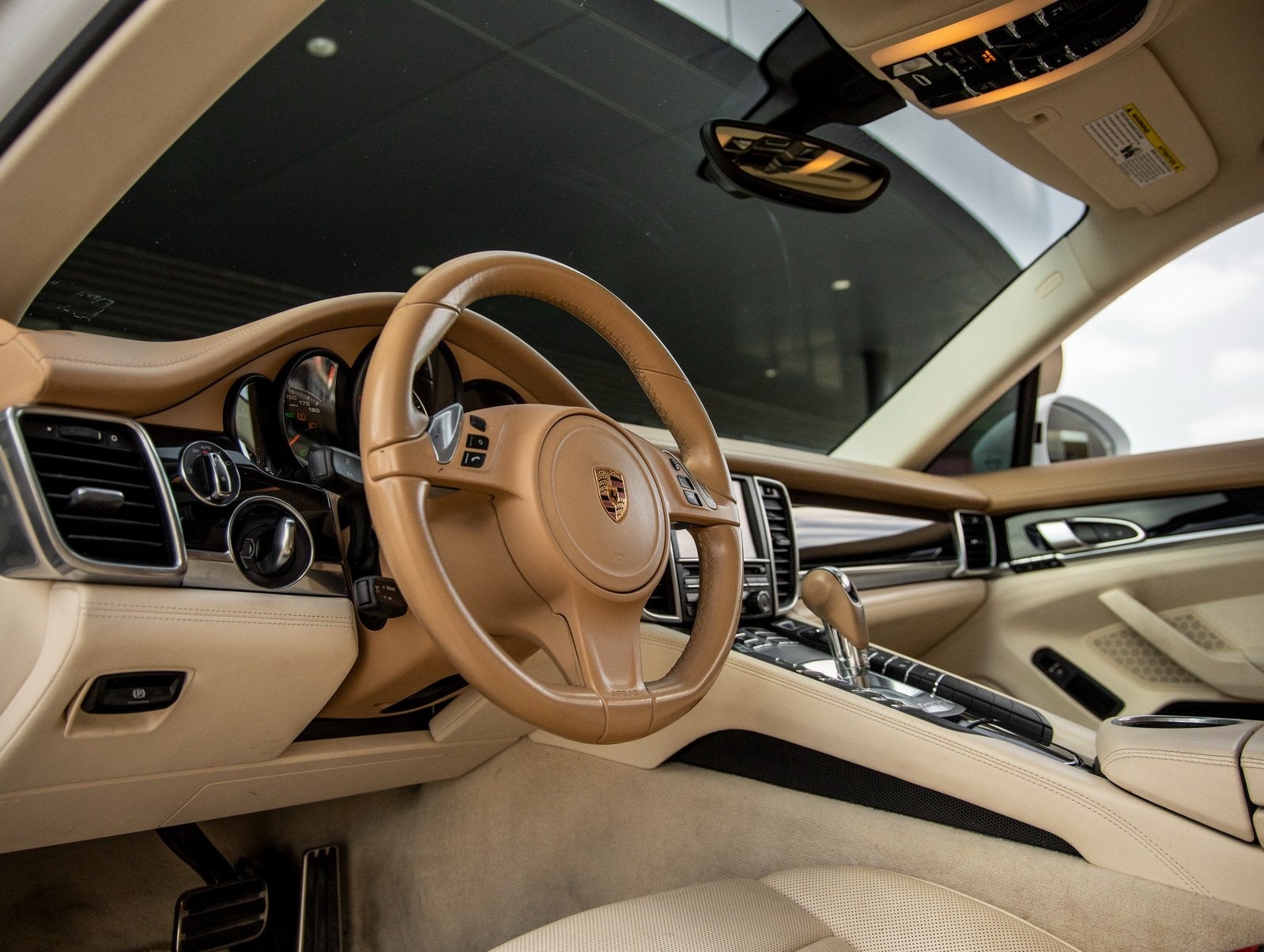 2016 Porsche Panamera Panamera Edition