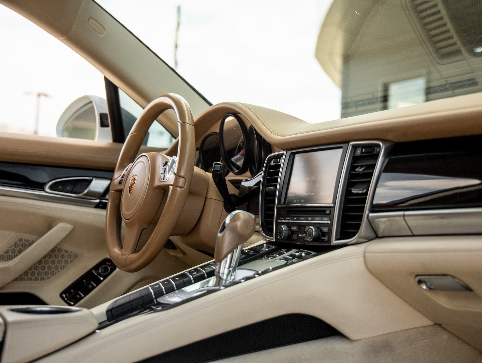 2016 Porsche Panamera Panamera Edition