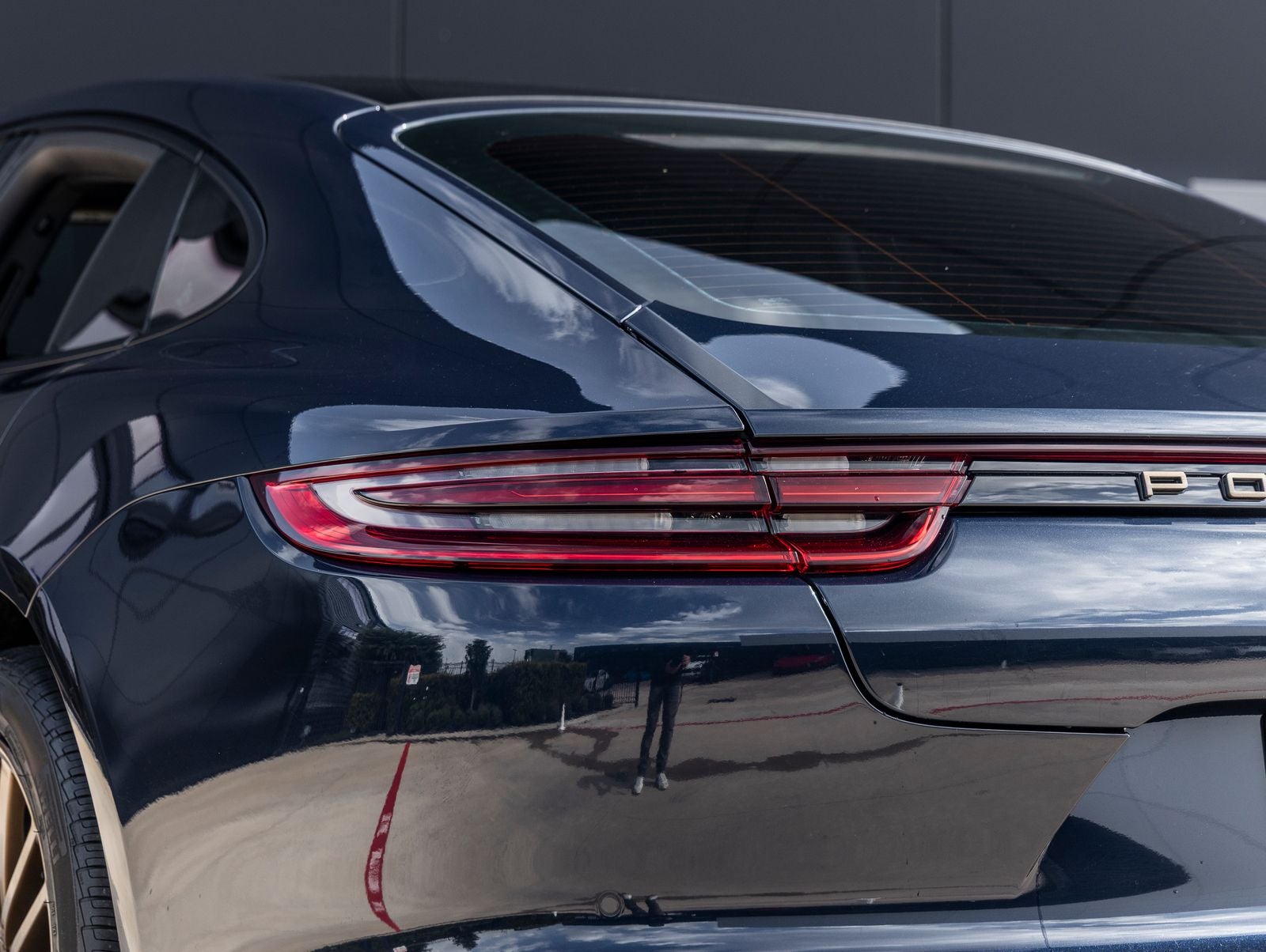 2018 Porsche Panamera 4