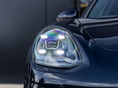 2018 Porsche Panamera 4