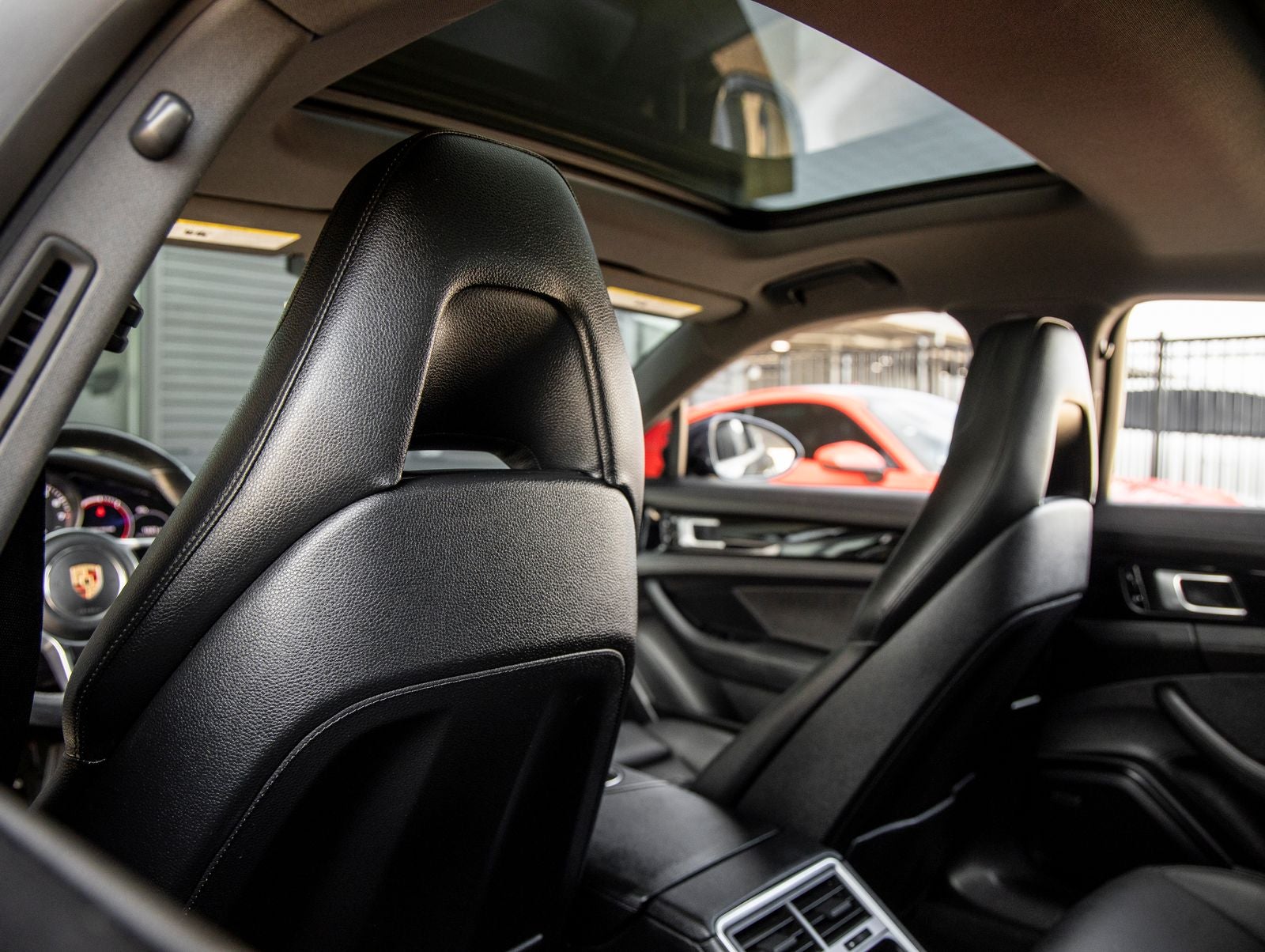 2018 Porsche Panamera 4