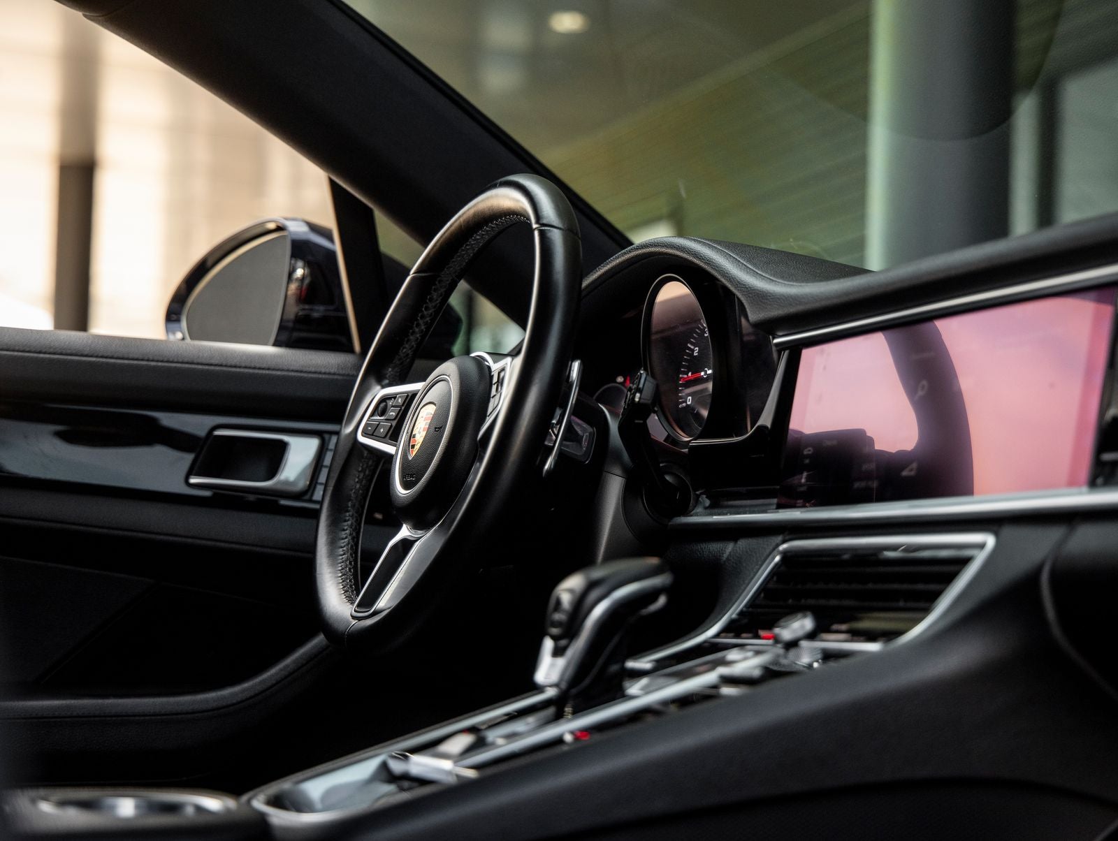 2018 Porsche Panamera 4