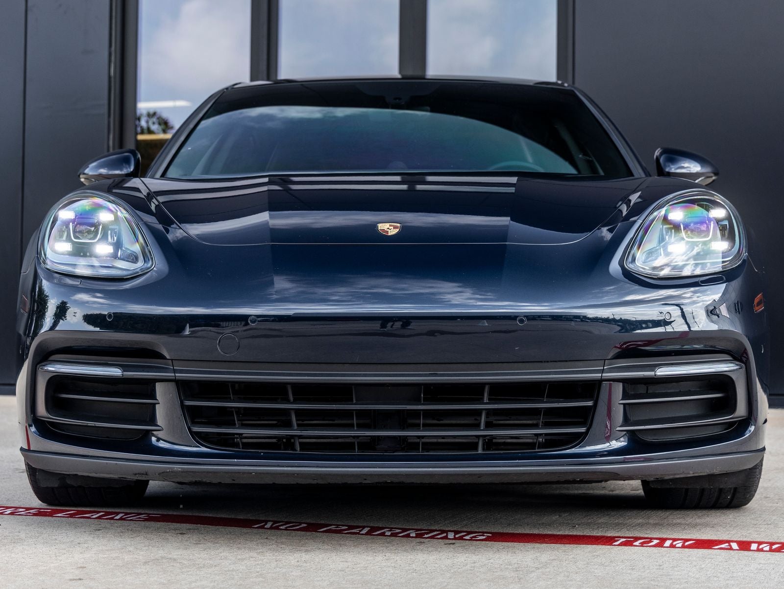 2018 Porsche Panamera 4