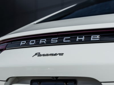 2018 Porsche Panamera Panamera