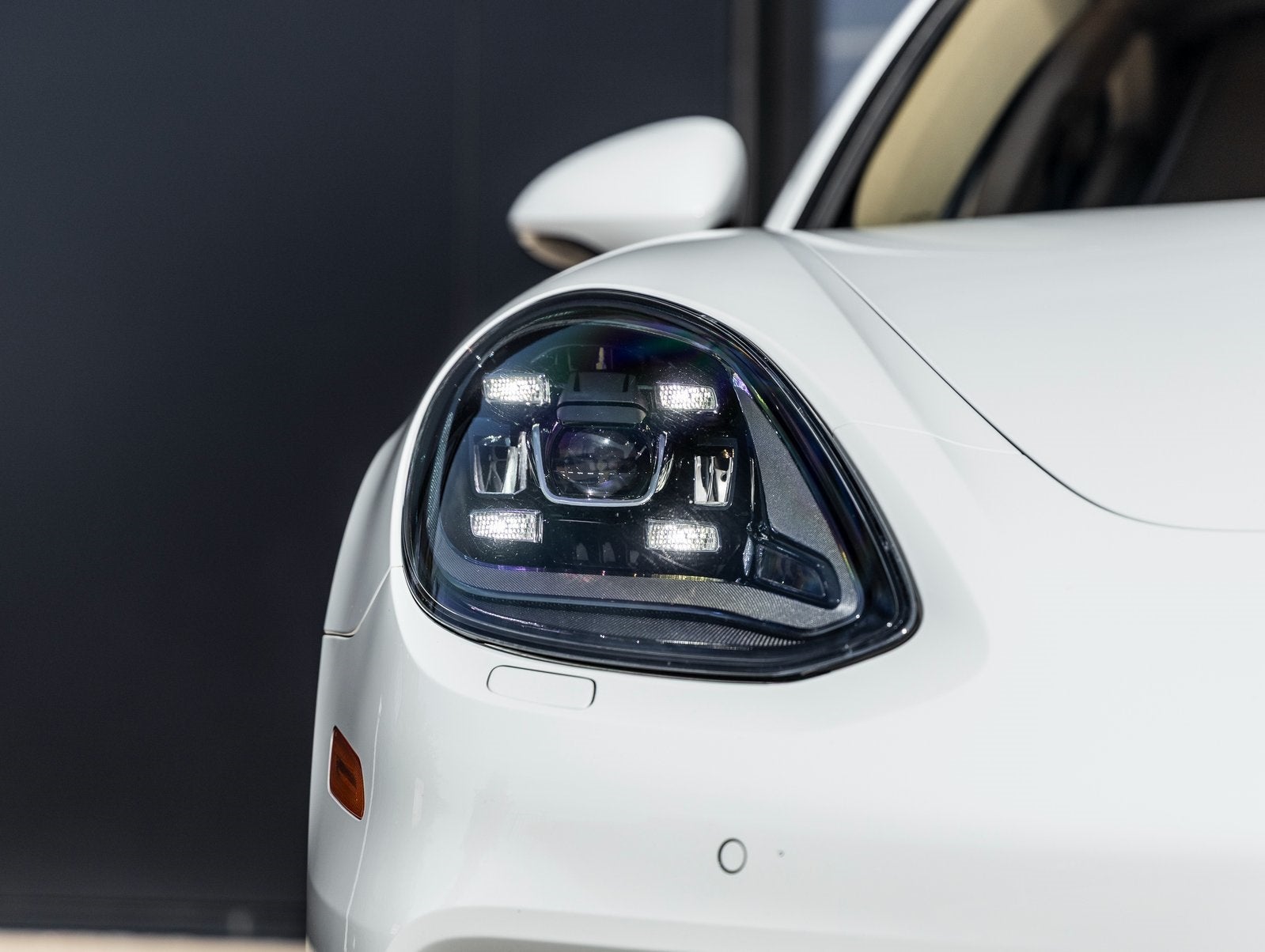 2018 Porsche Panamera Panamera