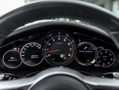 2018 Porsche Panamera Panamera