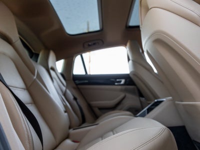 2018 Porsche Panamera Panamera