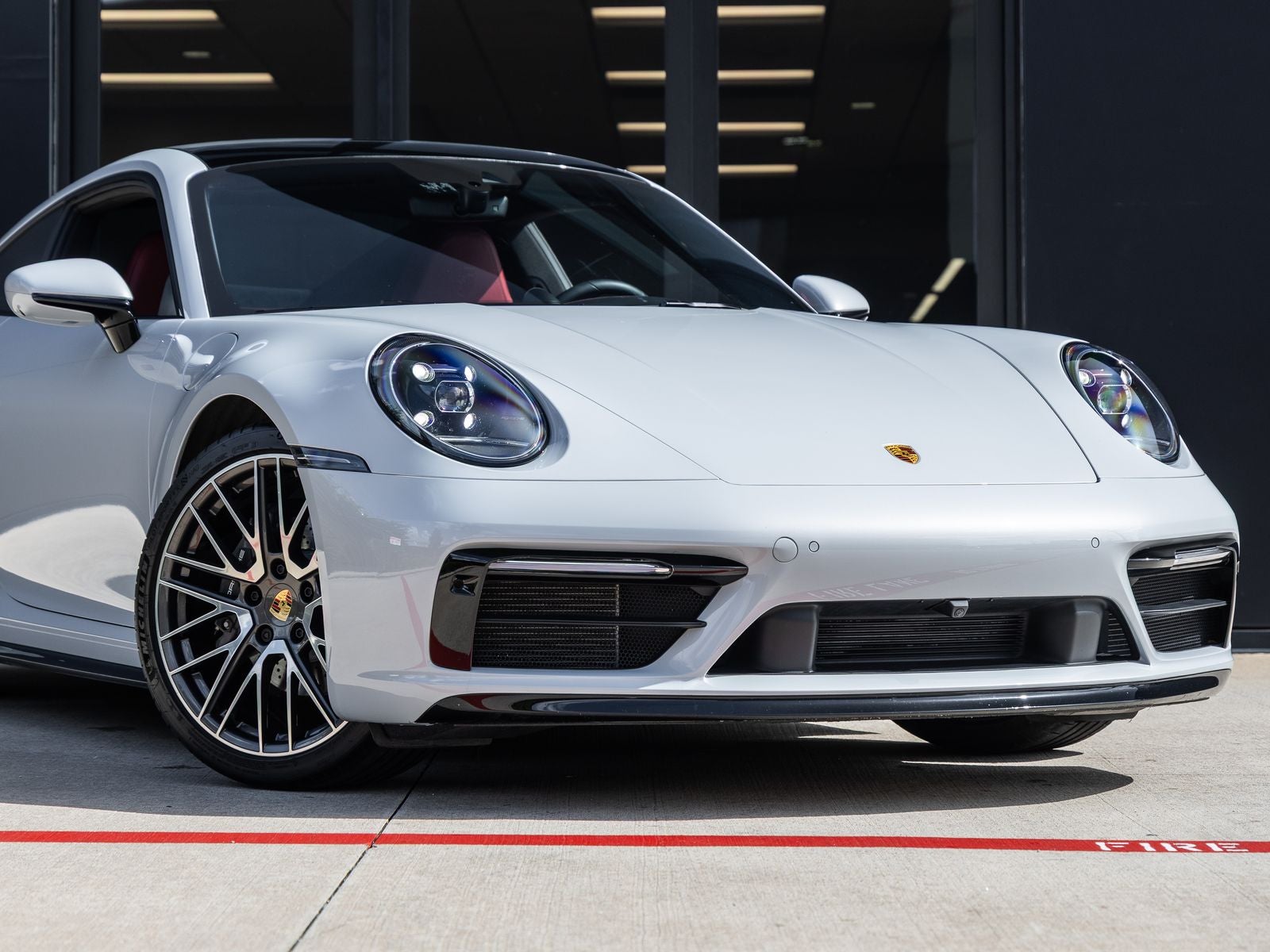 2023 Porsche 911 911 Carrera 4 (MY23)