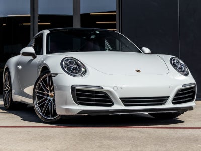 2018 Porsche 911 911 Carrera