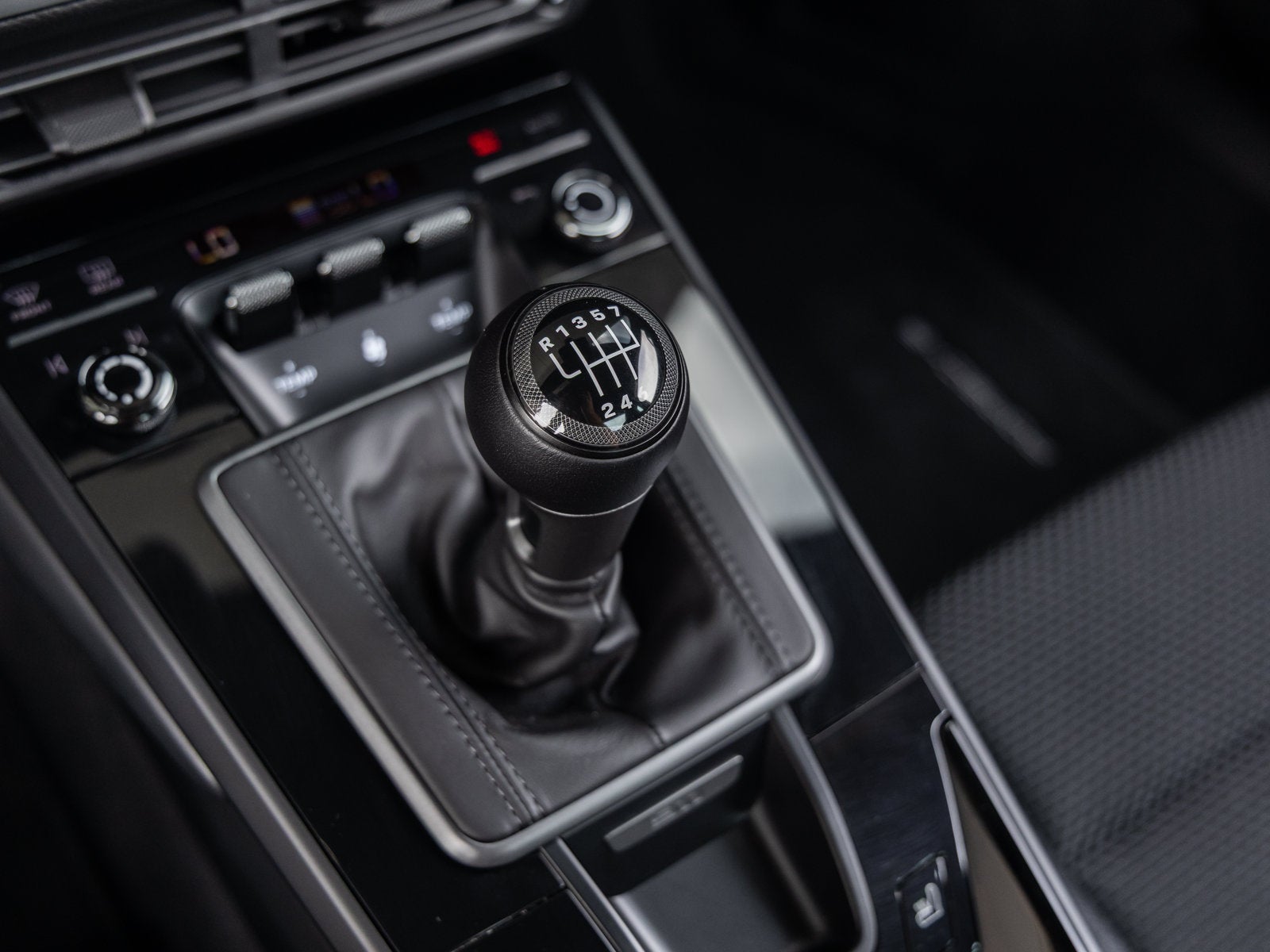 2024 Porsche 911 Carrera T