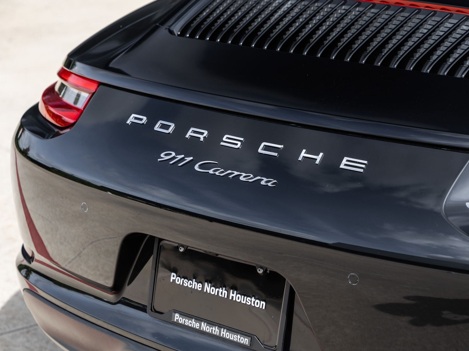 2019 Porsche 911 Carrera