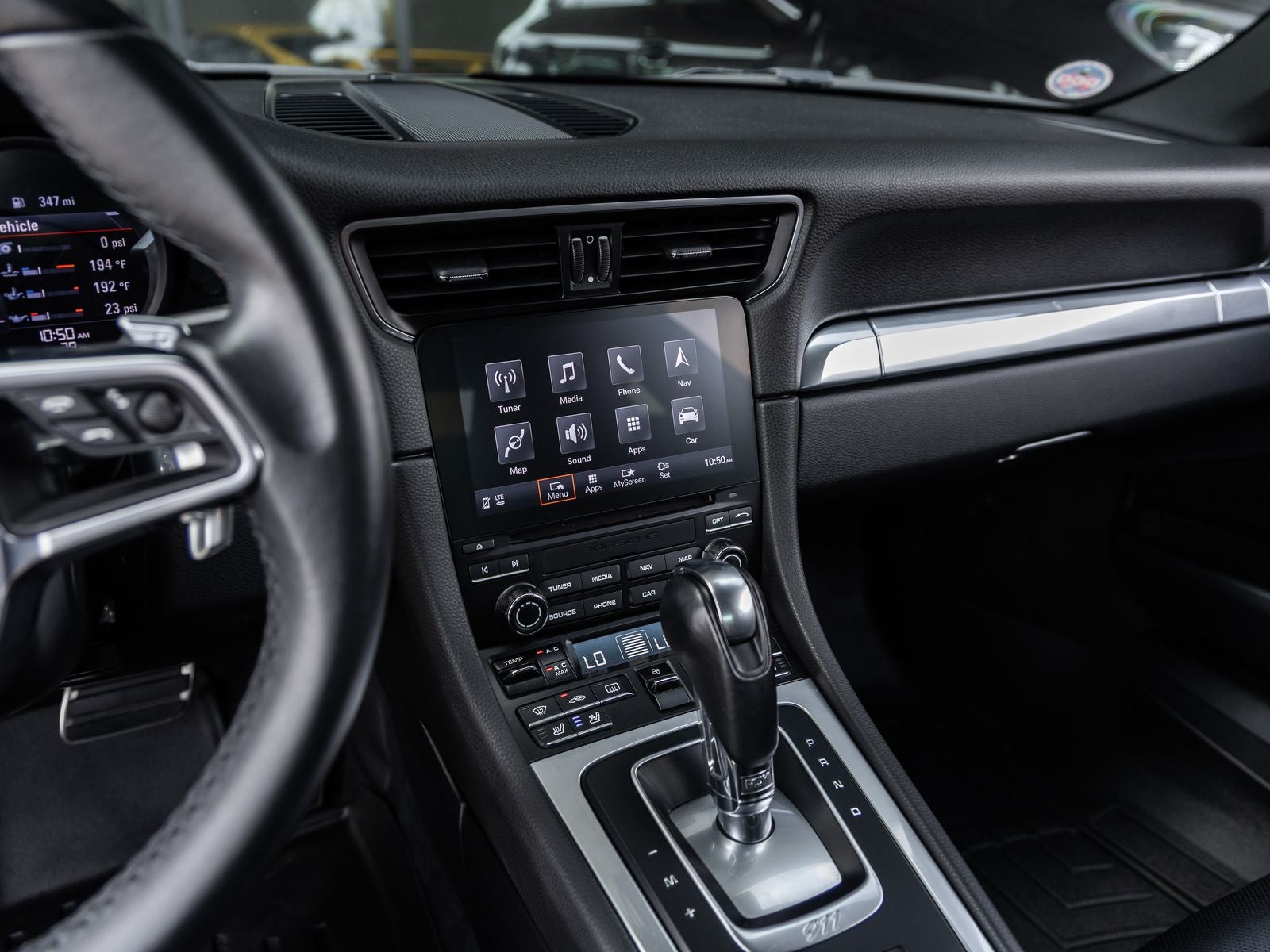 2019 Porsche 911 Carrera