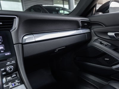 2019 Porsche 911 Carrera