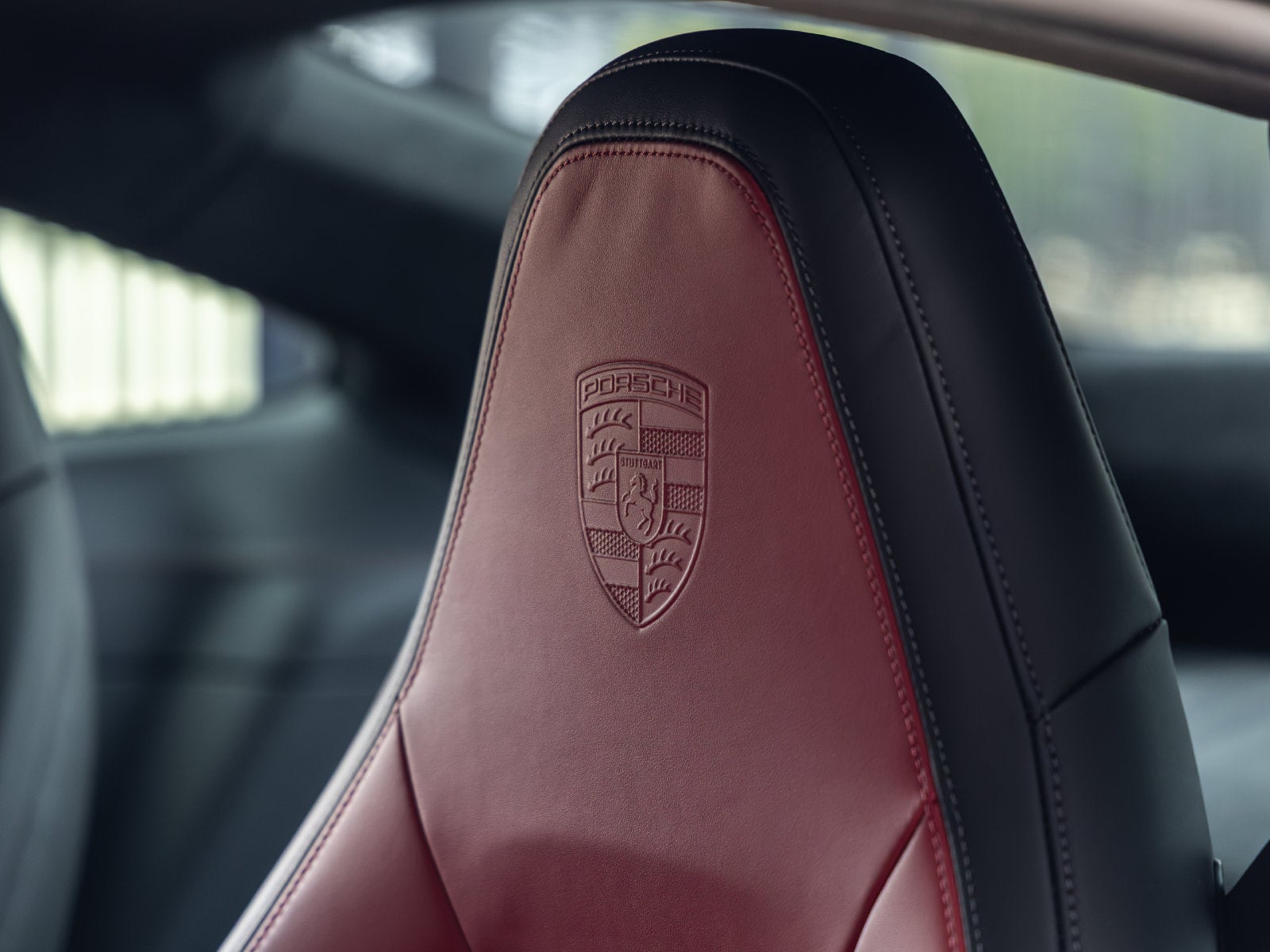 2025 Porsche 911 Carrera