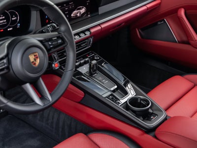 2025 Porsche 911 Carrera
