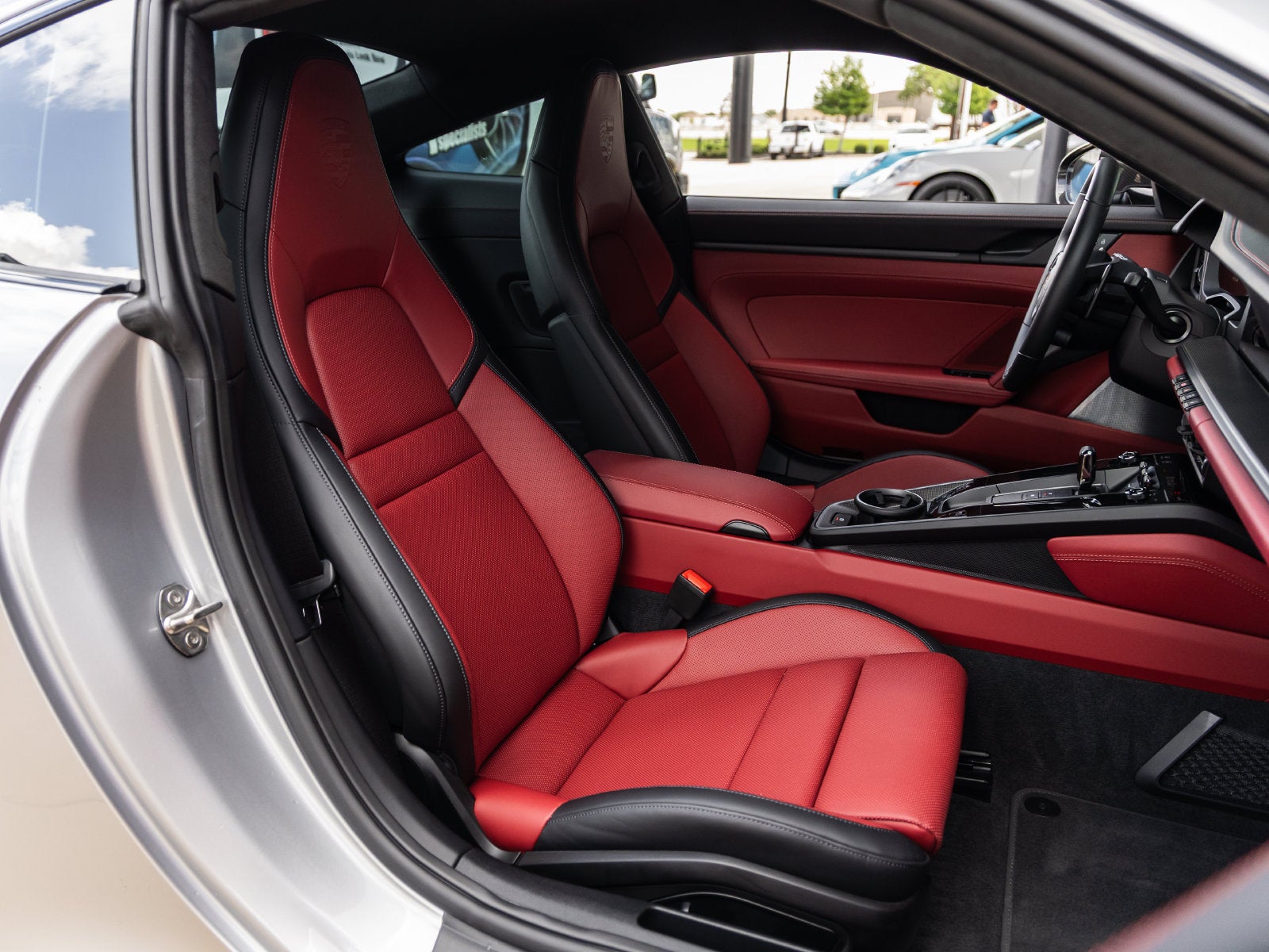 2025 Porsche 911 Carrera