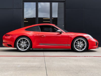 2019 Porsche 911 Carrera T