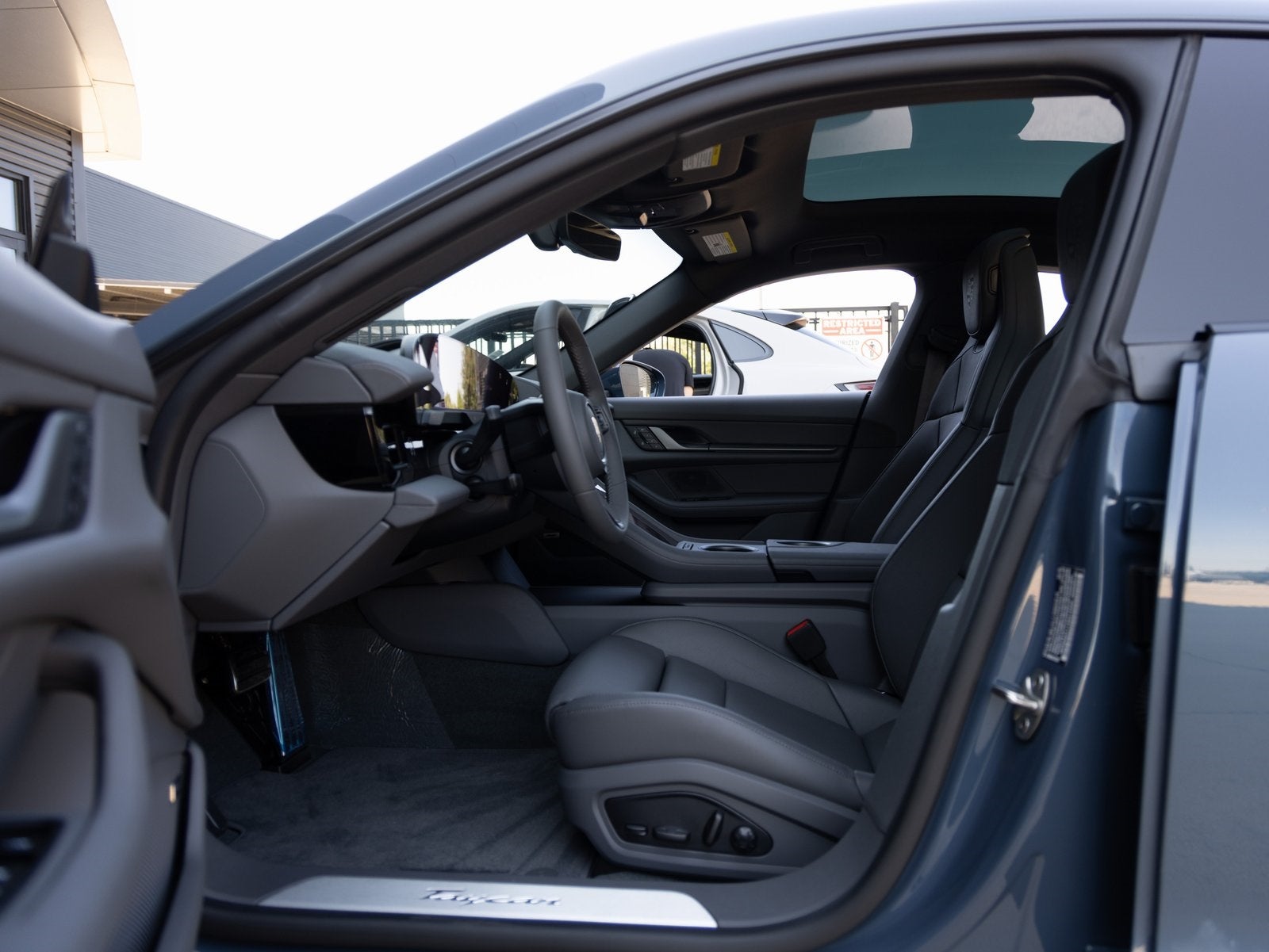 2025 Porsche Taycan Taycan