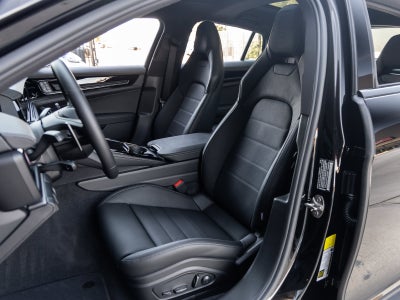 2026 Porsche Panamera Panamera 4