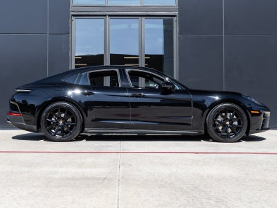 2025 Porsche Panamera Panamera
