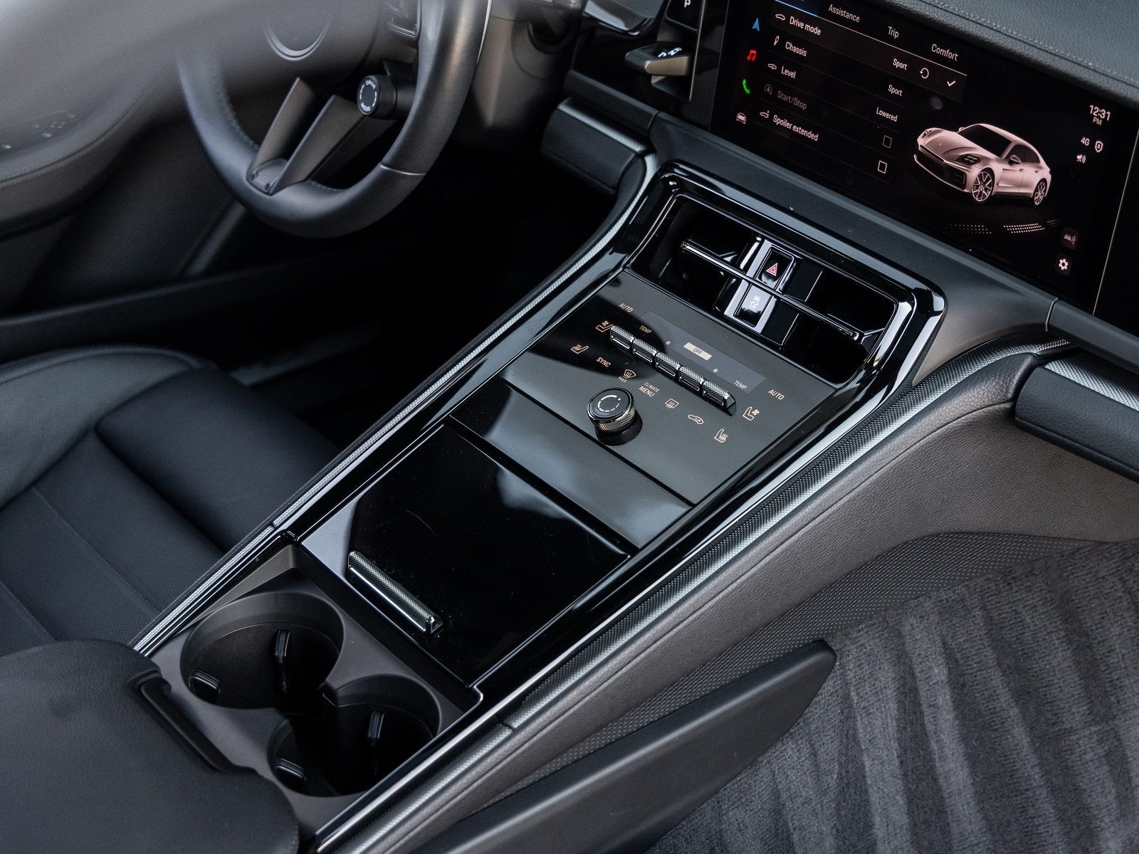 2025 Porsche Panamera Panamera