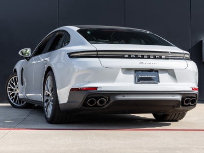 2025 Porsche Panamera Panamera