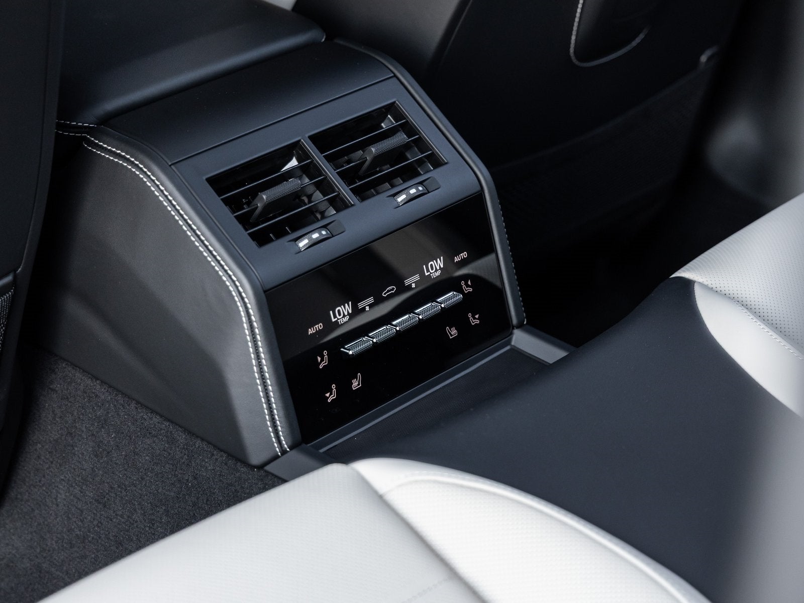 2025 Porsche Panamera Panamera