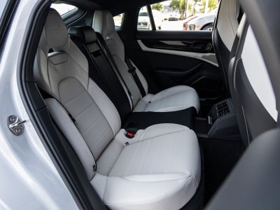 2025 Porsche Panamera Panamera