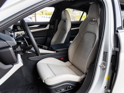 2025 Porsche Panamera Panamera