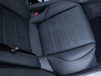 2025 Porsche Panamera 4