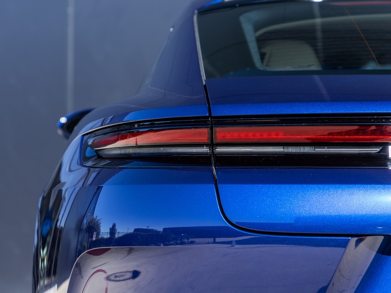 2025 Porsche Panamera Base