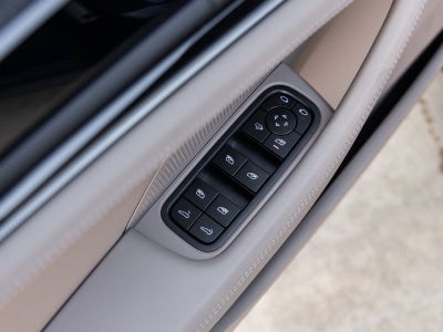 2025 Porsche Panamera Base