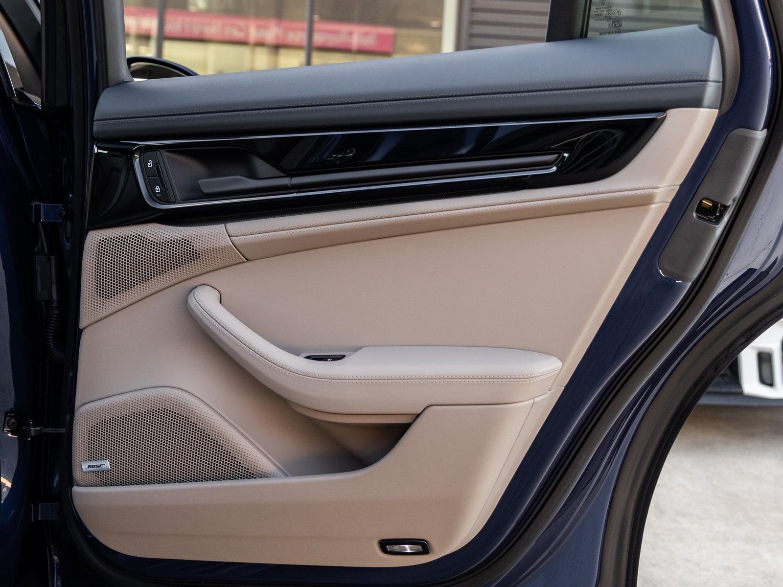 2025 Porsche Panamera Base