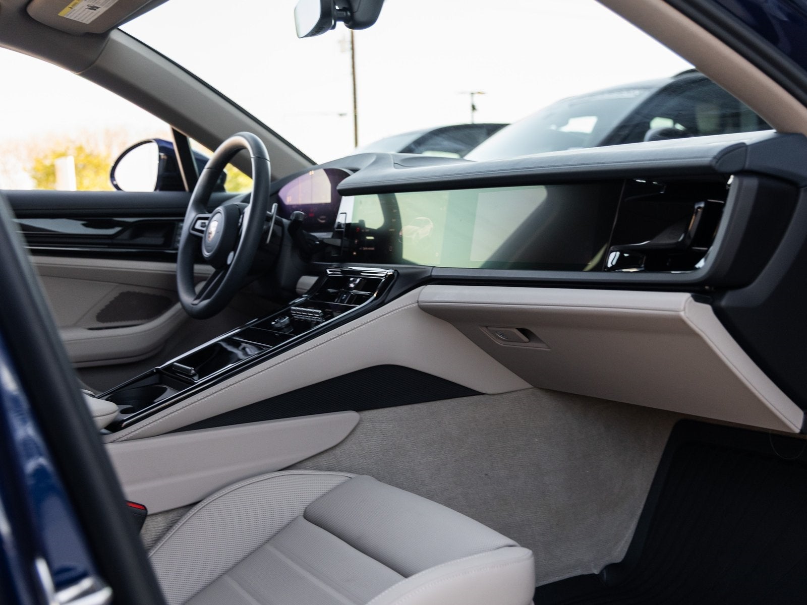 2025 Porsche Panamera Base