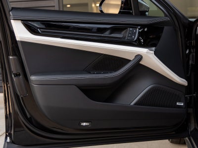 2025 Porsche Panamera Panamera