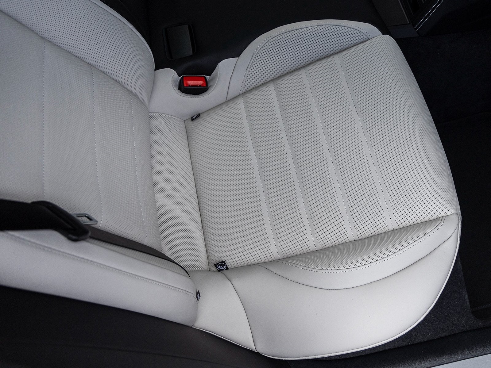 2025 Porsche Panamera Panamera 4