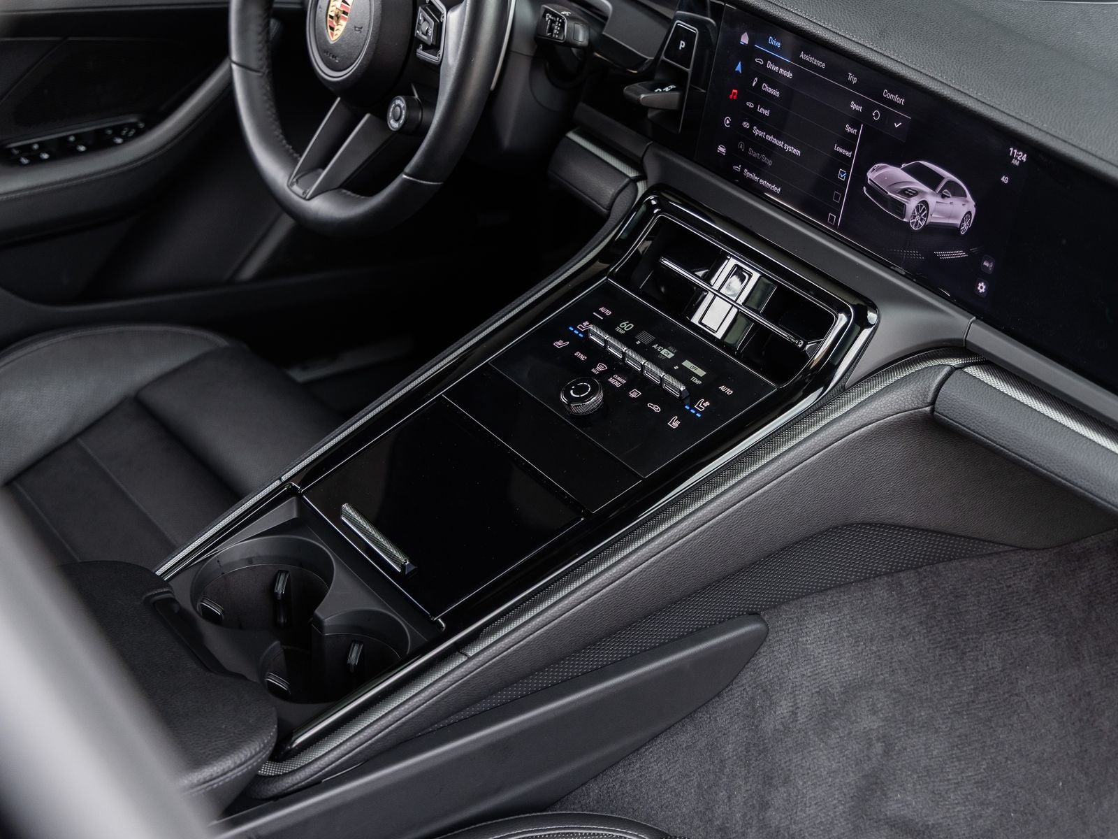 2025 Porsche Panamera RWD
