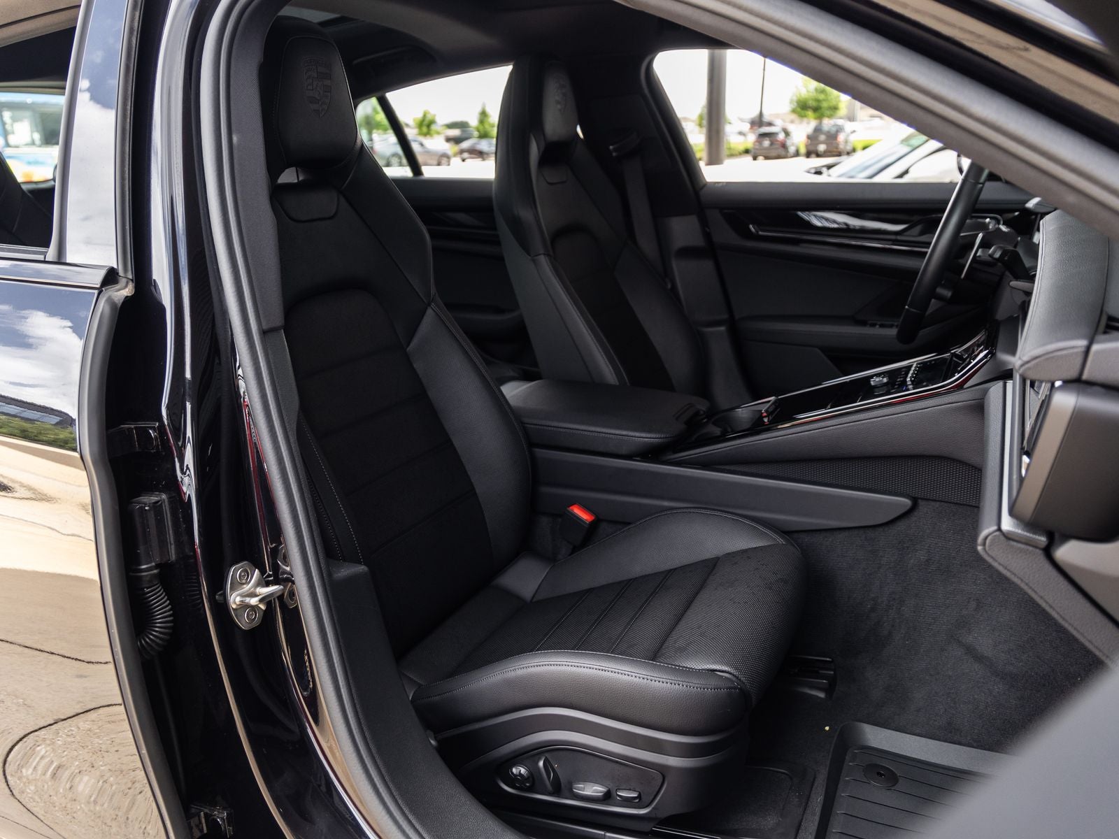 2025 Porsche Panamera RWD