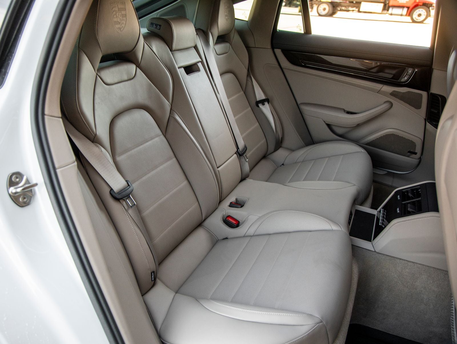 2025 Porsche Panamera Panamera