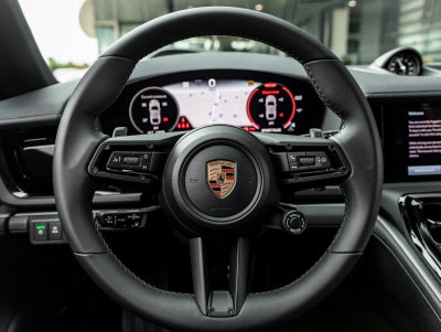 2025 Porsche Panamera Panamera 4