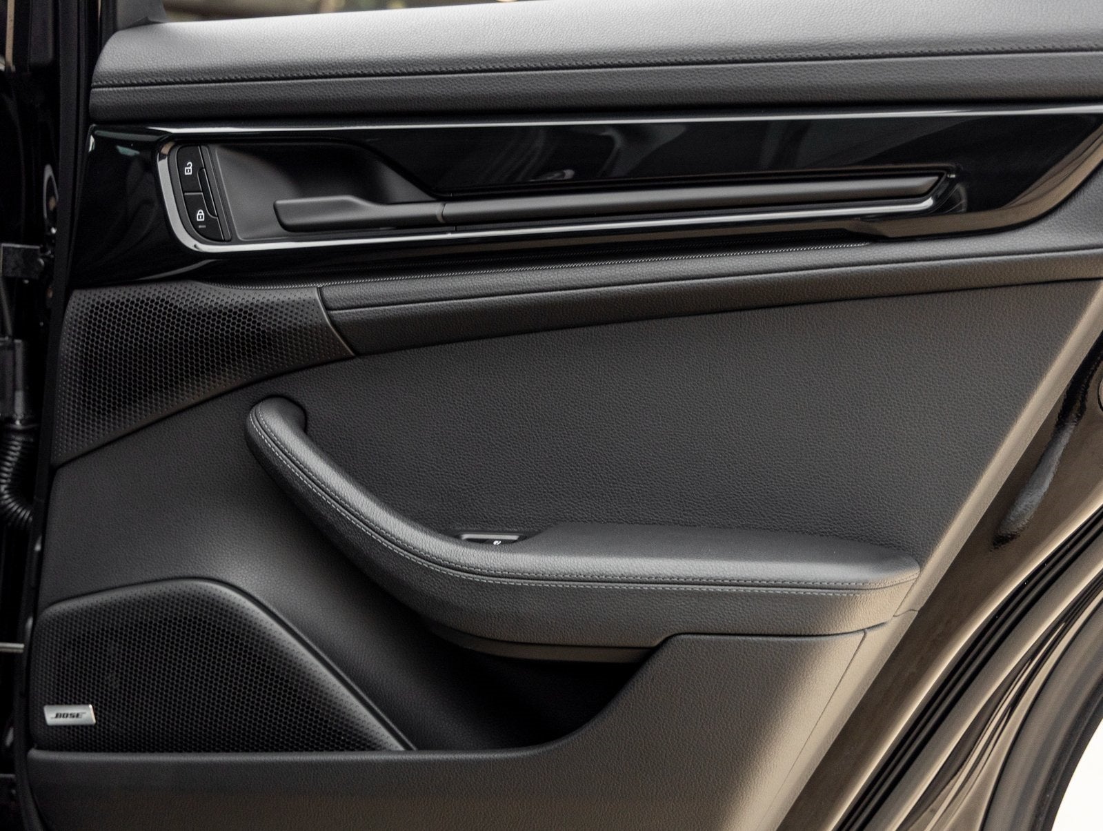 2025 Porsche Panamera Panamera 4