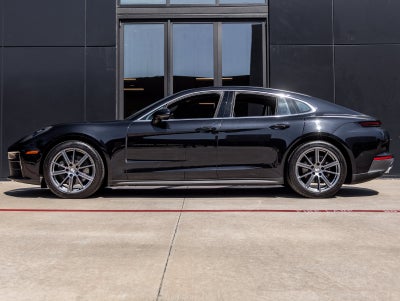 2025 Porsche Panamera Panamera