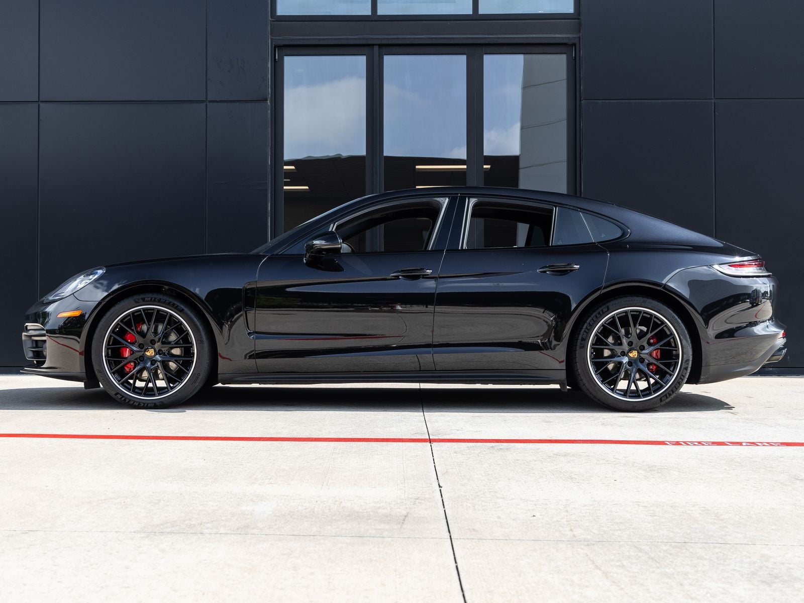 2023 Porsche Panamera Panamera 4S (MY23)