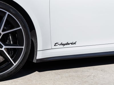 2025 Porsche 911 911 Carrera GTS