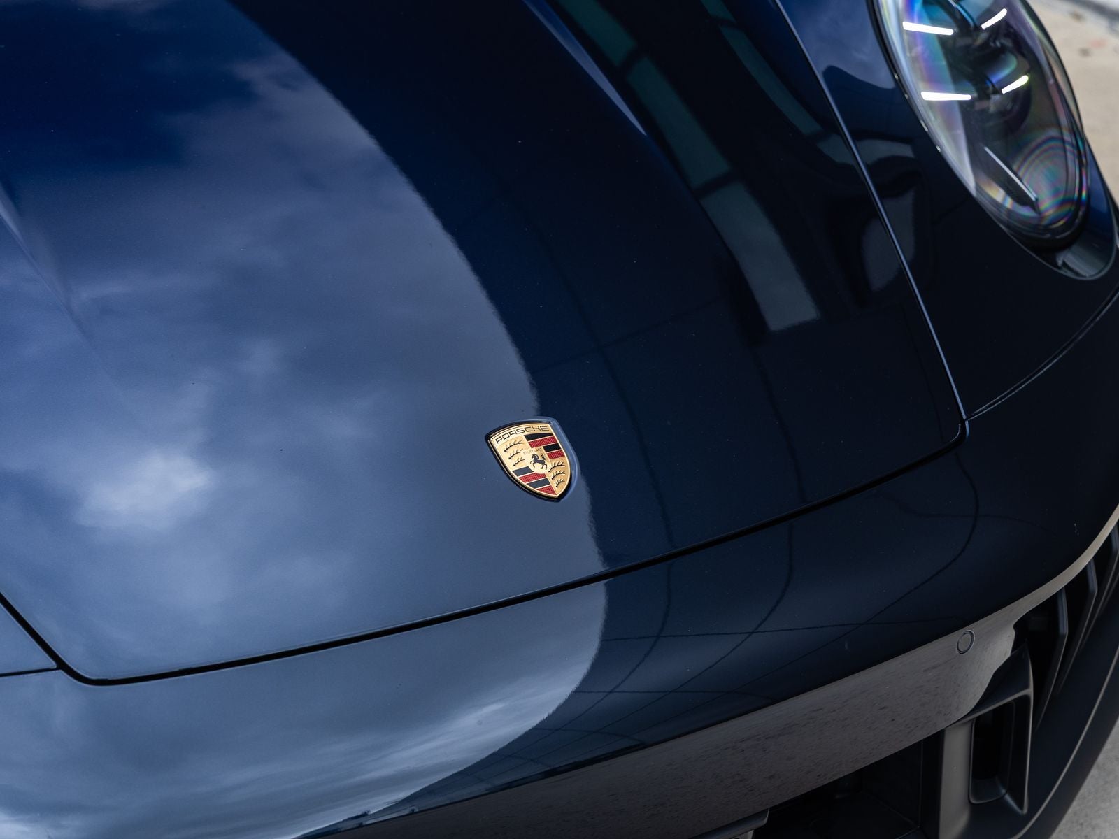 2026 Porsche 911 Carrera 4 GTS