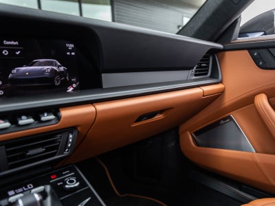 2026 Porsche 911 Carrera 4 GTS