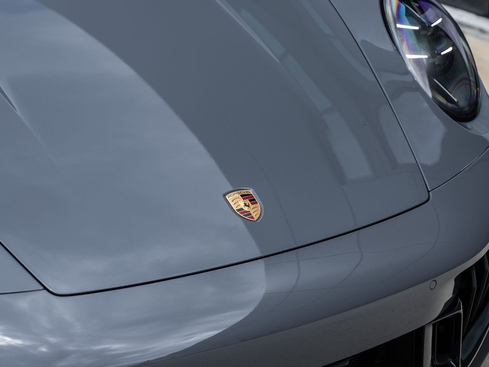 2026 Porsche 911 Carrera 4 GTS