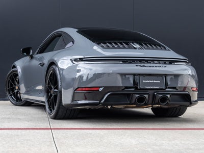 2026 Porsche 911 Carrera 4 GTS